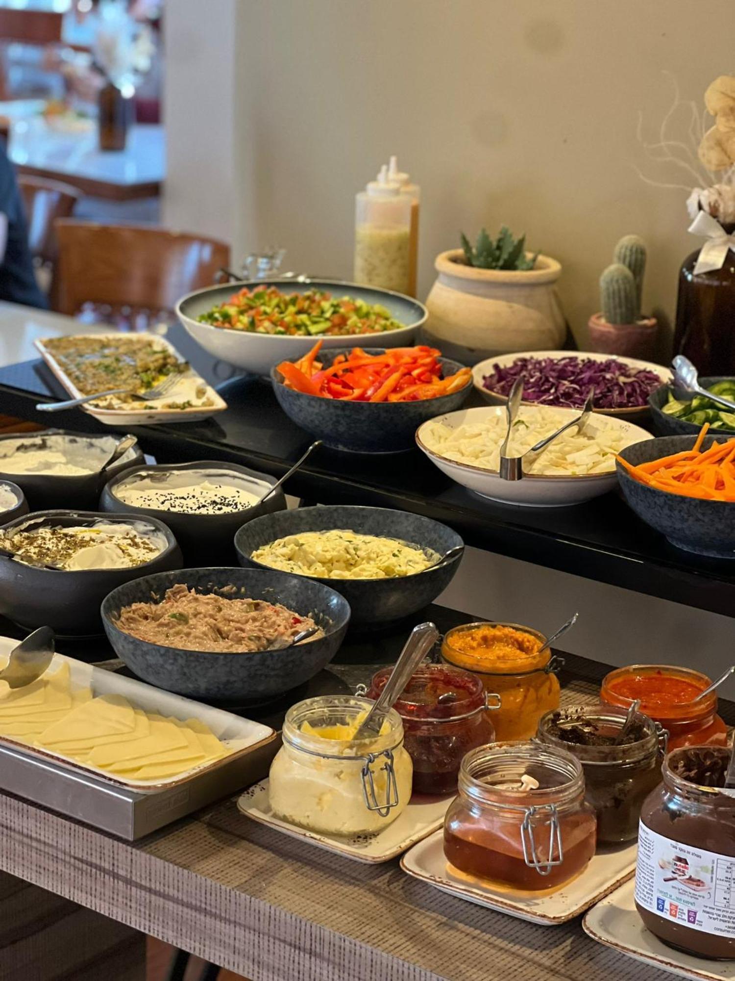 Hotel Basel Tel-Aviv Ngoại thất bức ảnh